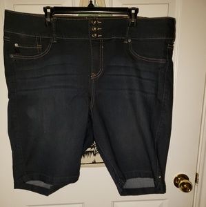 Torrid plus size jeggings shorts